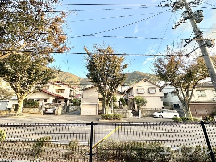 室内からの展望 ホワイトハイツ別院