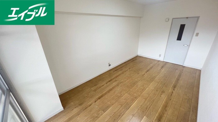 居室 セルシオ近大東