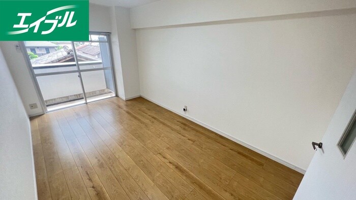 居室 セルシオ近大東