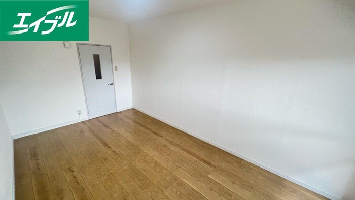 居室 セルシオ近大東