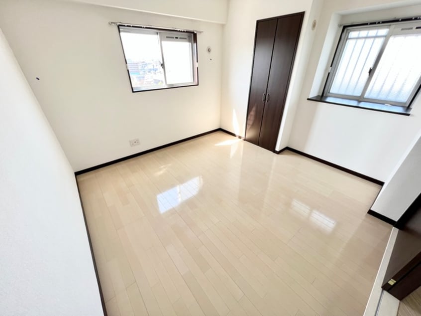 キッチン ヴァン・クレスト