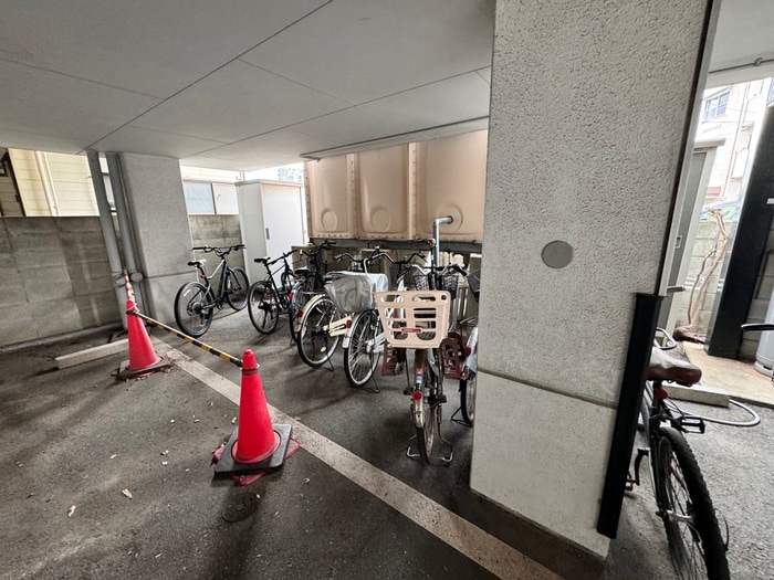 駐輪場 グレーコート大橋