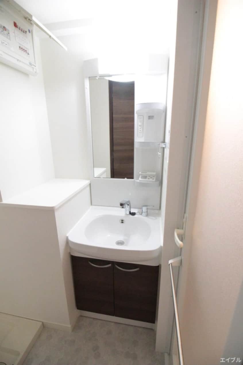 洗面 ｸﾞﾗﾝﾌｫｰﾚ千早ﾏｰｸｽｸｴｱｳｴｽﾄｳｲﾝｸﾞ