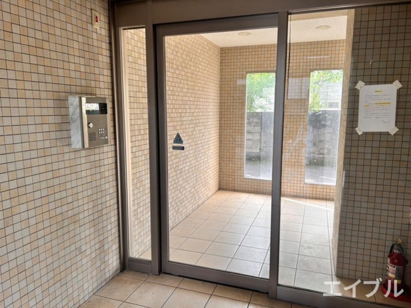 エントランス部分 プレステージ国分Ⅲ