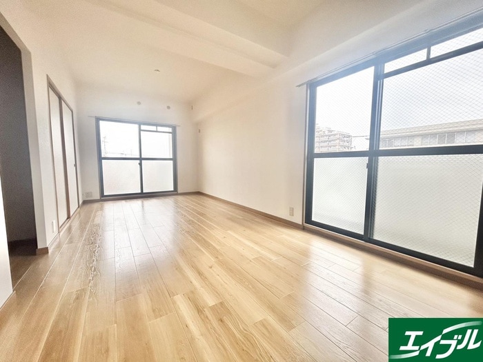 居室 プレステージ和白３