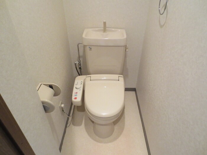 トイレ アクス敷島２１