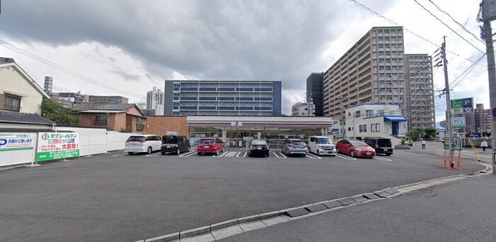 セブンイレブン小倉昭和町店(コンビニ)まで180m アクス敷島２１