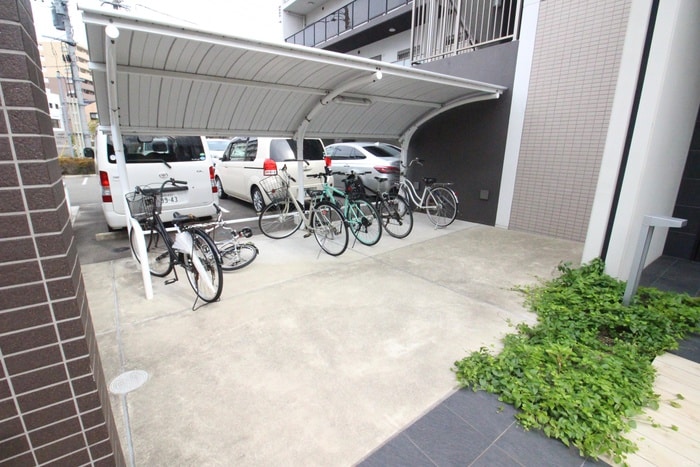 駐輪場 ファーストポイント東比恵