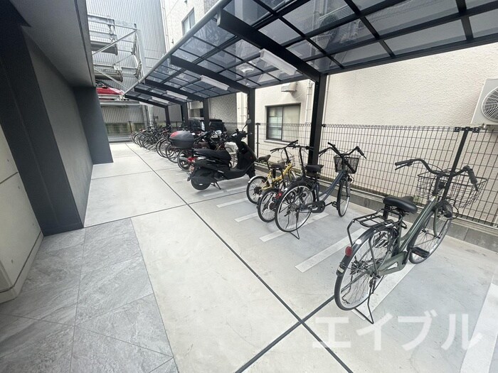 バイク置き場 SーRESIDENCE新町Agog