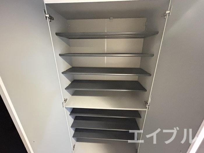 靴箱 SーRESIDENCE新町Agog