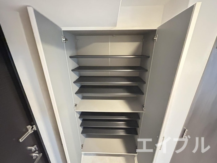 靴箱 SーRESIDENCE新町Agog