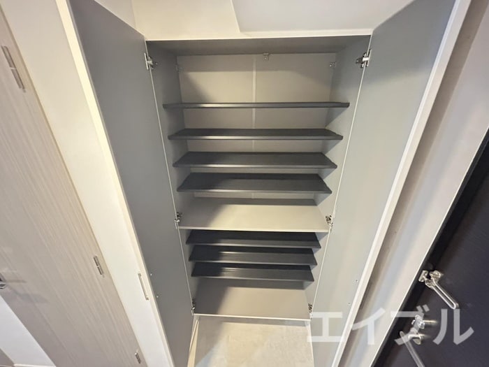 靴箱 SーRESIDENCE新町Agog