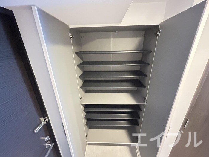 靴箱 SーRESIDENCE新町Agog