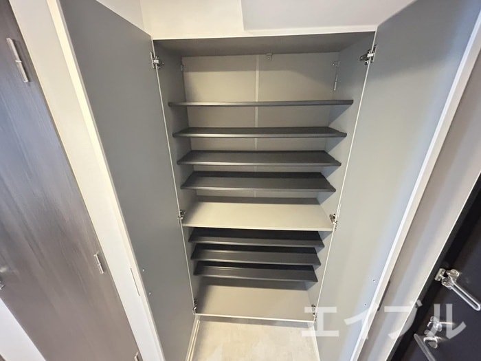 靴箱 SーRESIDENCE新町Agog