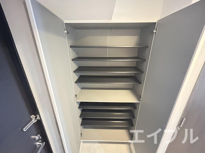 靴箱 SーRESIDENCE新町Agog