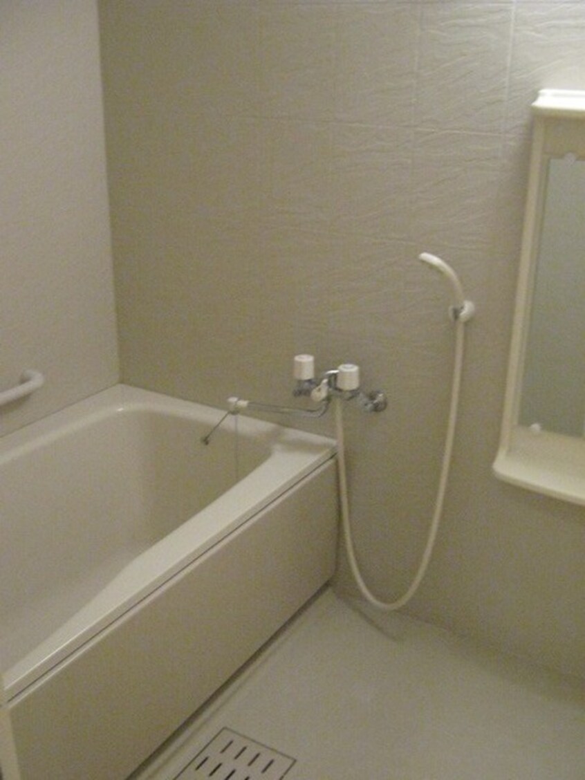 バス／シャワールーム等 レジデンシャル