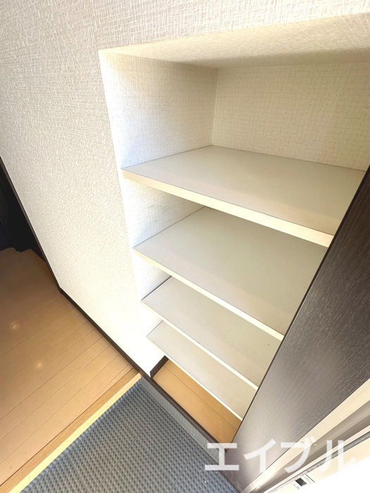 靴箱 フェリ－チェ原町