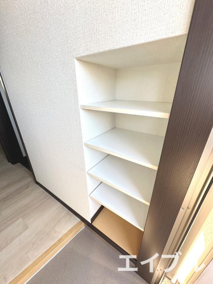 靴箱 フェリ－チェ原町