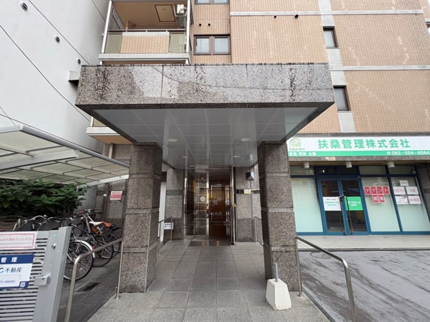 エントランス部分 ビュークレスト大橋駅西口