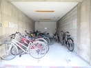 駐輪場 ノアーズアーク博多北