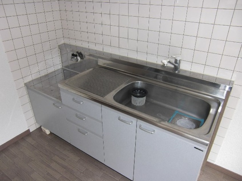 キッチン ルートピア古賀Ａ