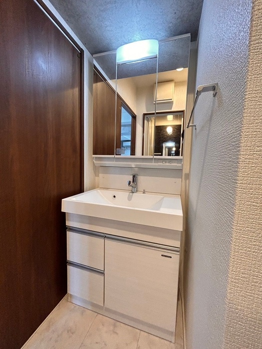 洗面 ＴＨＥ ＨＩＬＬＳ ＫＯＫＵＲＡ