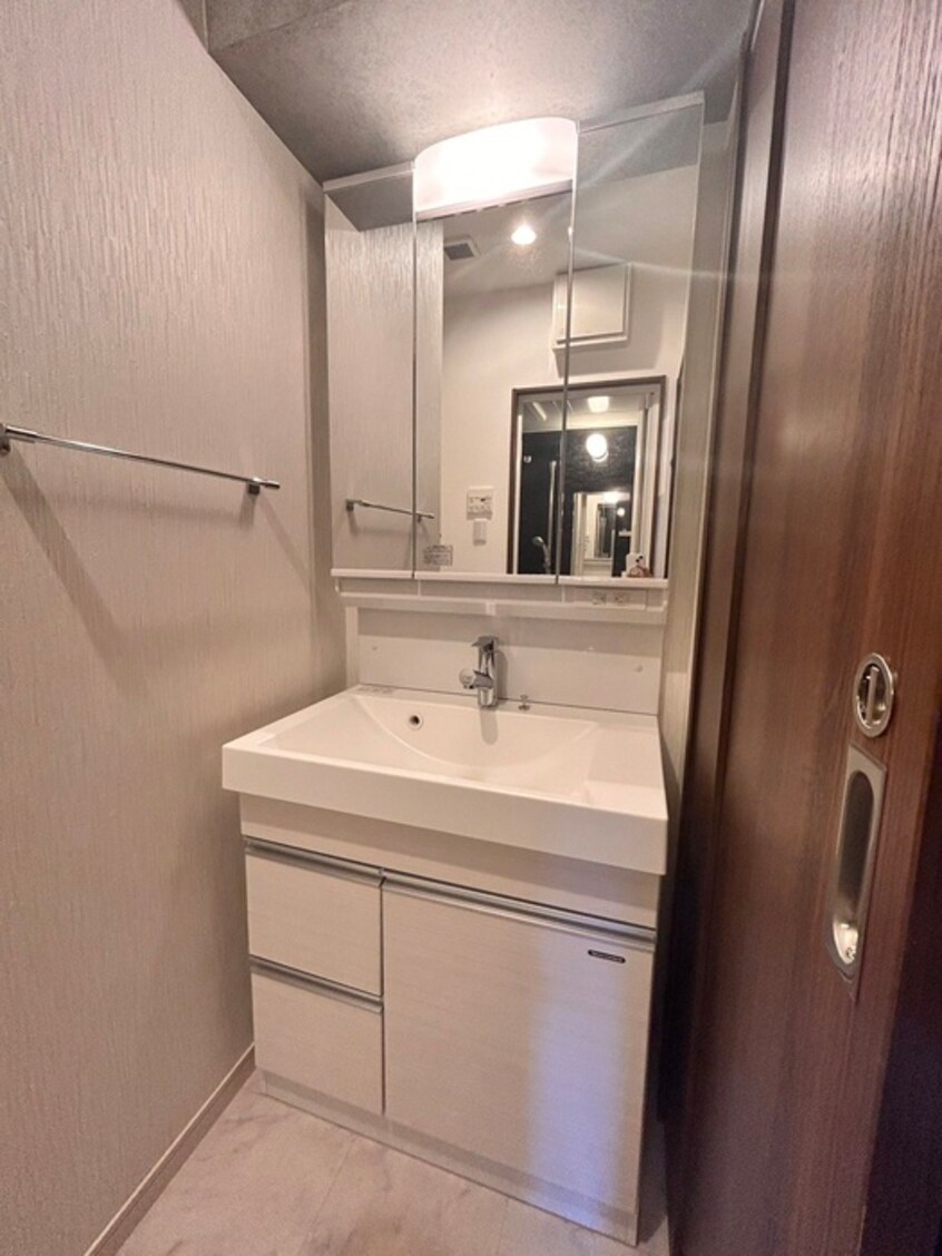 洗面 ＴＨＥ ＨＩＬＬＳ ＫＯＫＵＲＡ