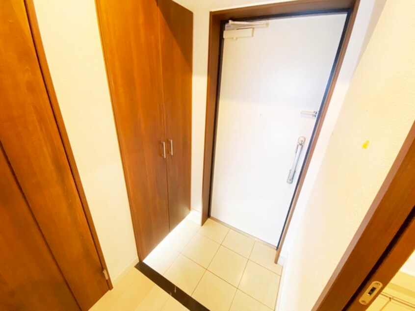 玄関 ＴＨＥ ＨＩＬＬＳ ＫＯＫＵＲＡ