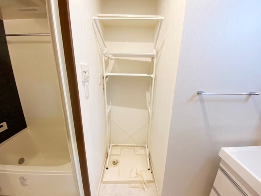 洗濯機置場 ＴＨＥ ＨＩＬＬＳ ＫＯＫＵＲＡ