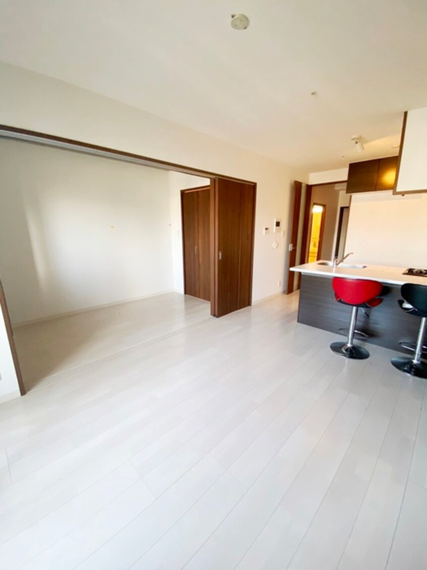 居室 ＴＨＥ ＨＩＬＬＳ ＫＯＫＵＲＡ