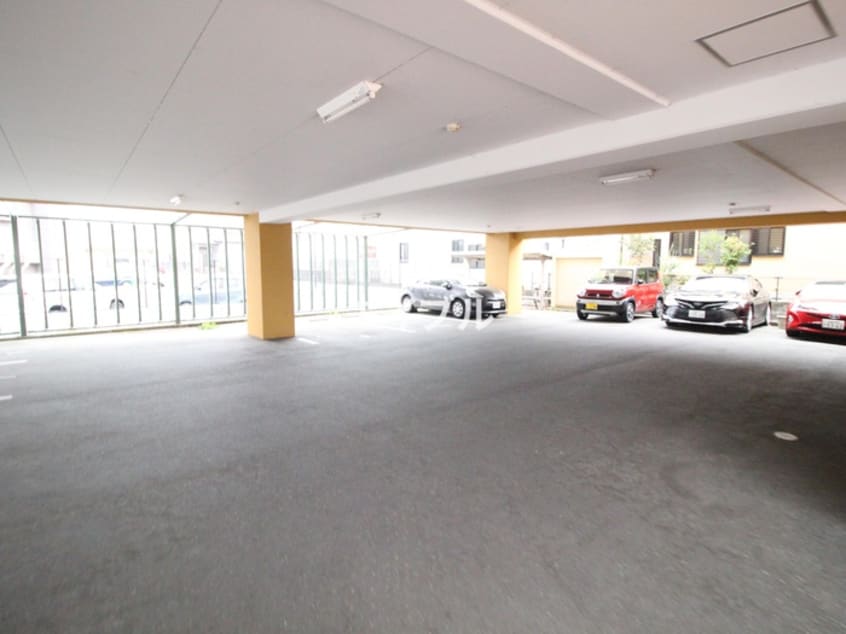 駐車場 アリエッタ