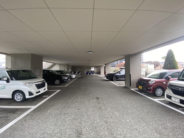 駐車場 サンプラスパⅡ