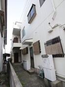 ハイツ東鳴水の外観