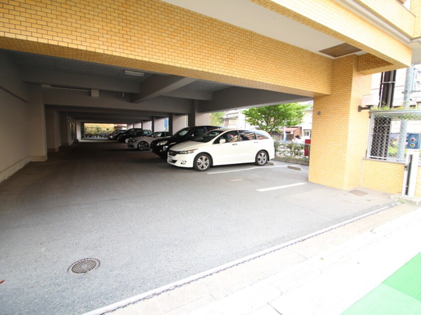 駐車場 アークハイツ大濠