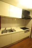 キッチン アンピール千早駅前通り(309)
