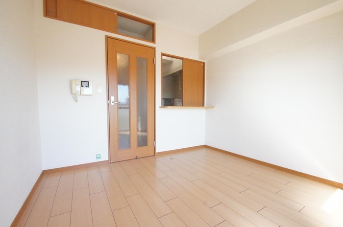 居室 サニーサイドアップ