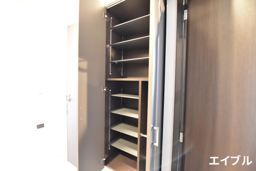 靴箱 ｴﾝｸﾚｽﾄ天神LINK（211）