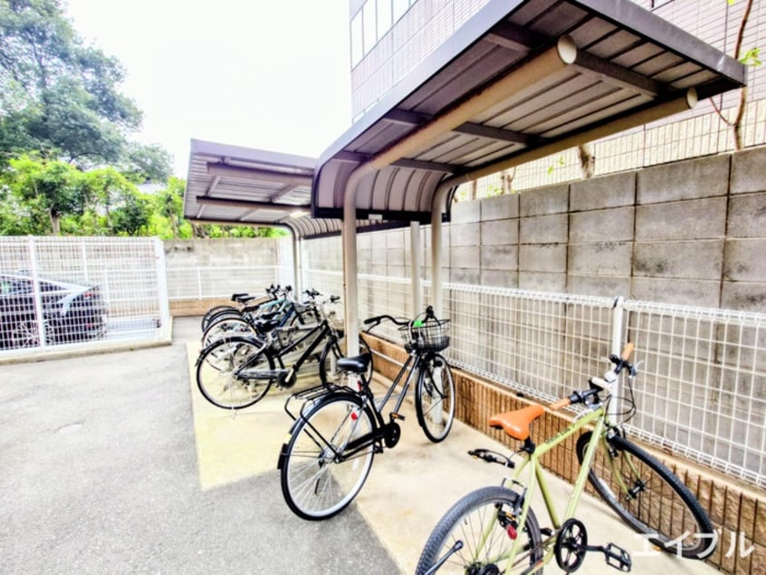 駐輪場 ＧＲＡＮＤＥＵＲ住吉弐番館