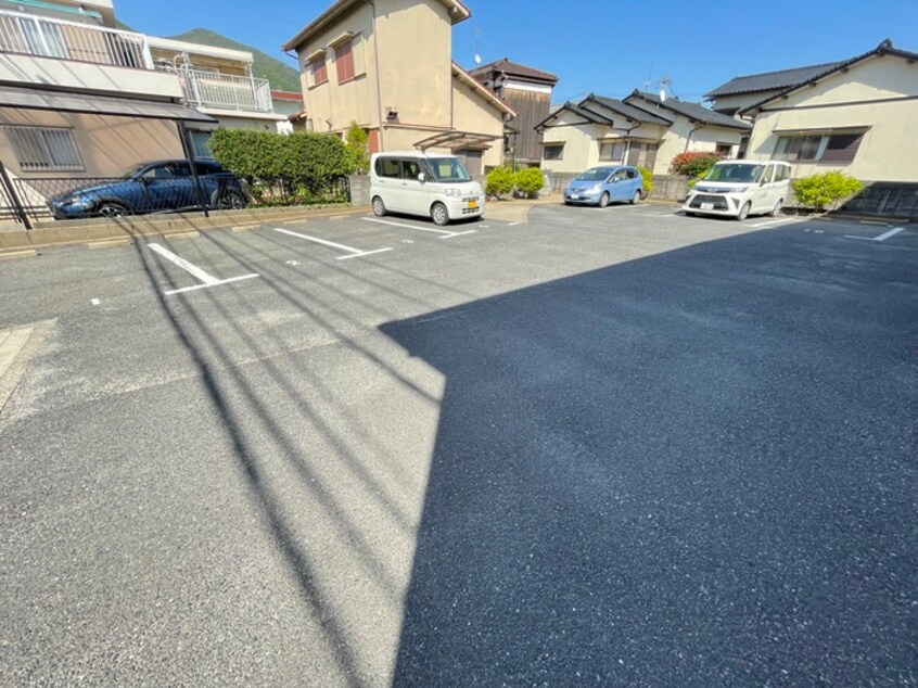 駐車場 リバーサイド