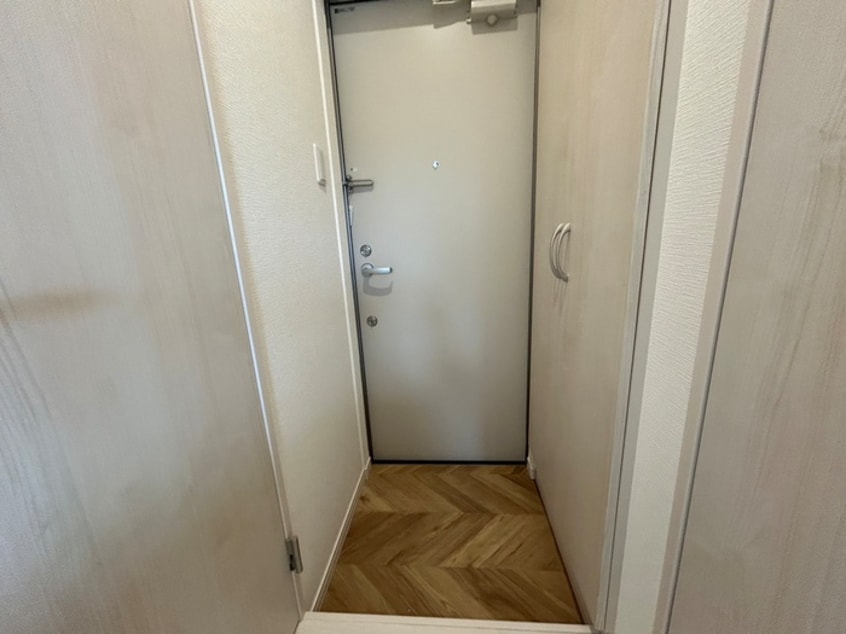 玄関 アクシス六本松Ａ