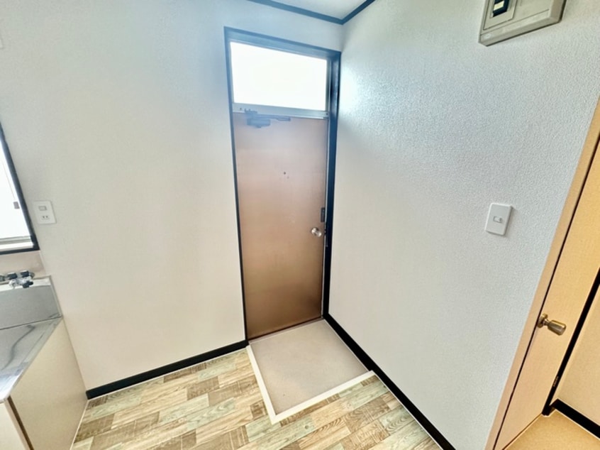 玄関 マルイハイツ