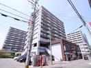 RAY白銀の外観