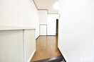 廊下 シャイニ－春日