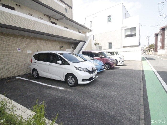 駐車場 ウエストヴィレッジ春日