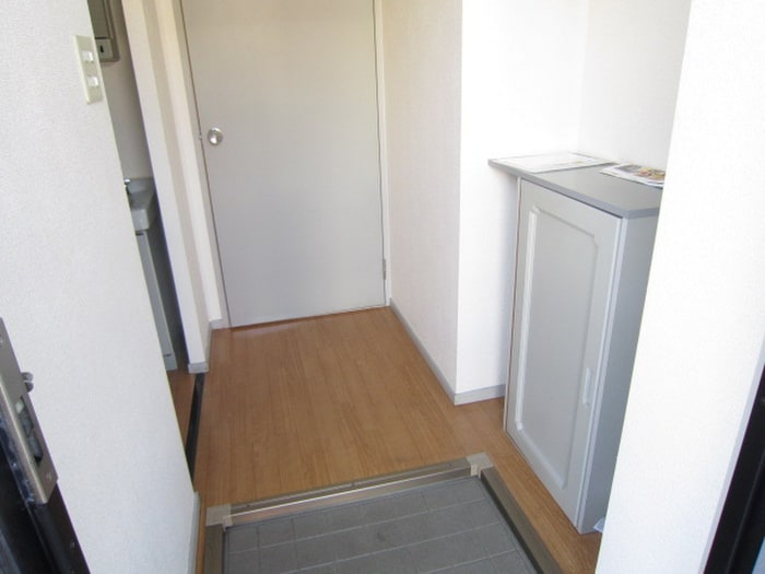 玄関 ビーライン春日