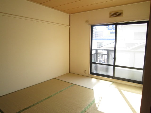 居室 ビーライン春日