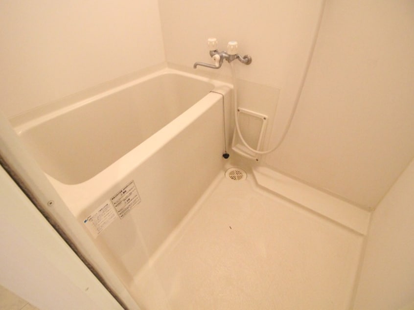 バス／シャワールーム等 チェルカーレ大橋