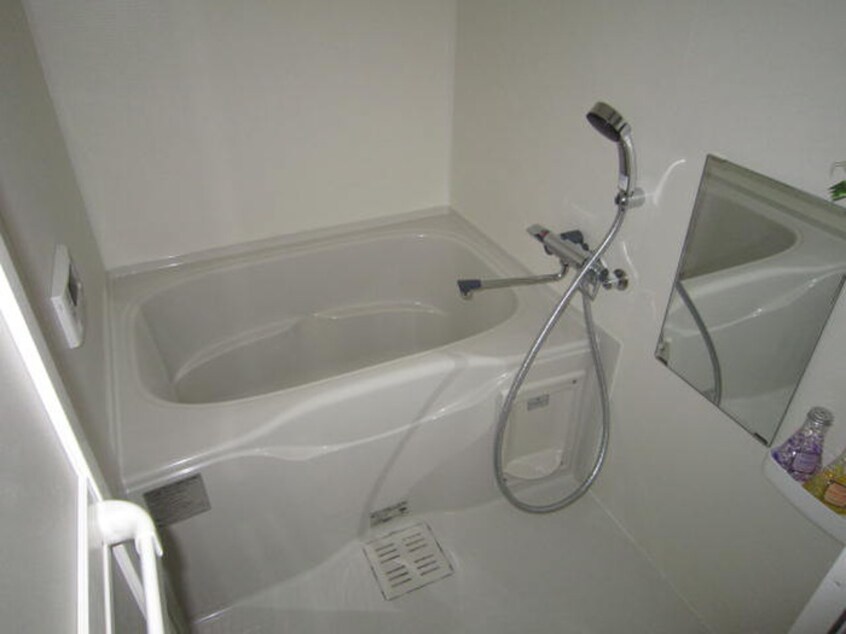 バス／シャワールーム等 ラファセアリービオ博多(502)