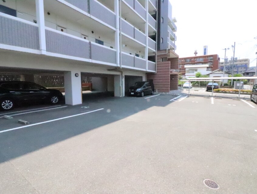 駐車場 カーサアンピオ