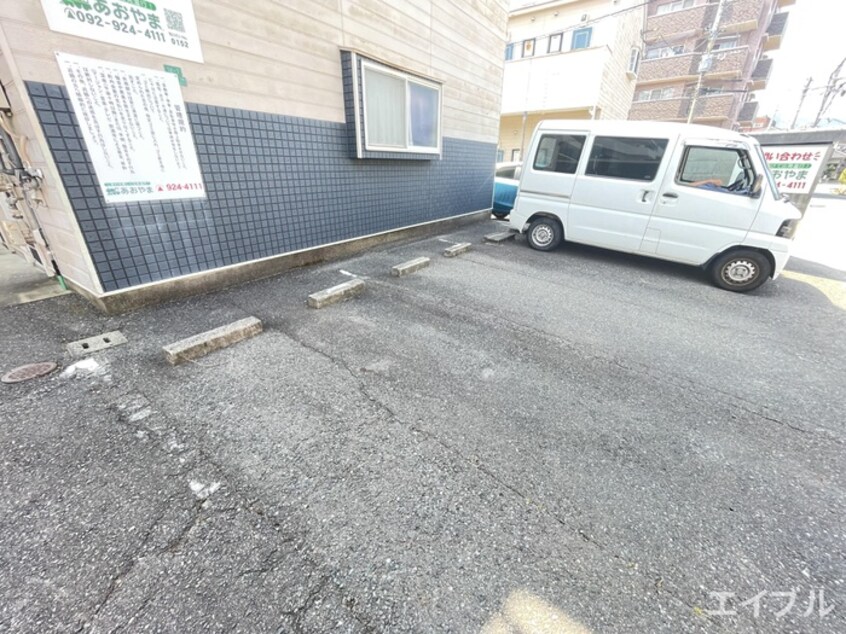 駐車場 コスモアーバン